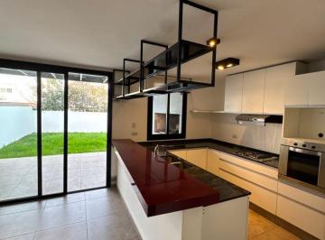 Casa de 4 ambientes, Córdoba · Duplex Alquiler Green Ville 2, Muy Amplio