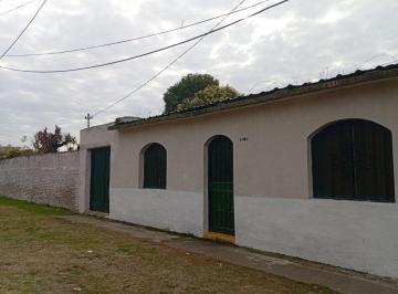 Casa de 4 ambientes, Rosario · Venta Casa Montevideo 6800