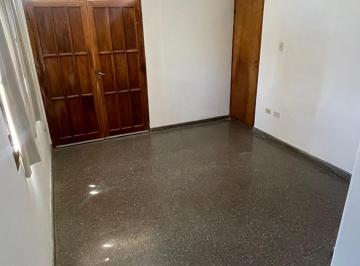 Departamento · 129m² · 5 Ambientes · Departamento Segundo Piso Excelente Ubicacion