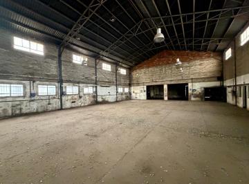 Bodega-Galpón · 1800m² · 6 Cocheras · Nave Industrial en Los Gallitos