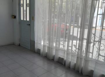 Local comercial · 28m² · Local en Villa Mercedes