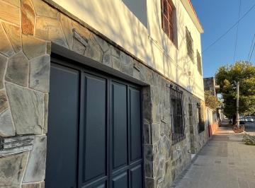 Casa de 6 ambientes, Salta · Casa en Venta en Esquina – Talcahuano y San Juan | 4 Dorm. | Apta Crédito