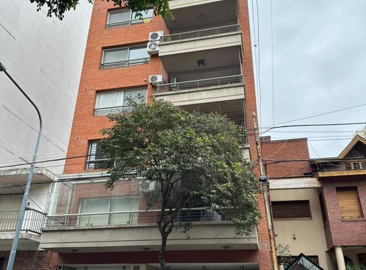 Departamento · 102m² · 4 Ambientes · 1 Cochera