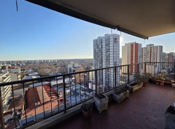 Departamento · 91m² · 5 Ambientes · 1 Cochera · Departamento en Venta Cinco Ambientes en Vicente López con Cochera Fija