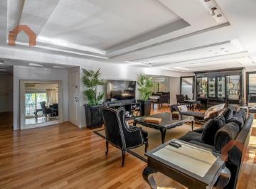Departamento · 220m² · 5 Ambientes · 1 Cochera · Departamento en Palermo Sobre Av Libertador