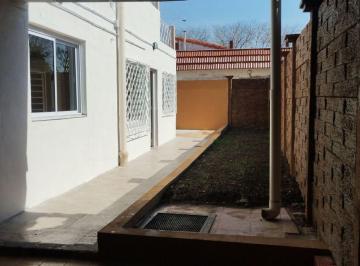 Casa de 2 ambientes, Lomas de Zamora · Casa Super Luminosa