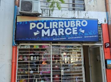 Local comercial · 106m² · 1 Cochera · Local en 9 de Julio Al 1000