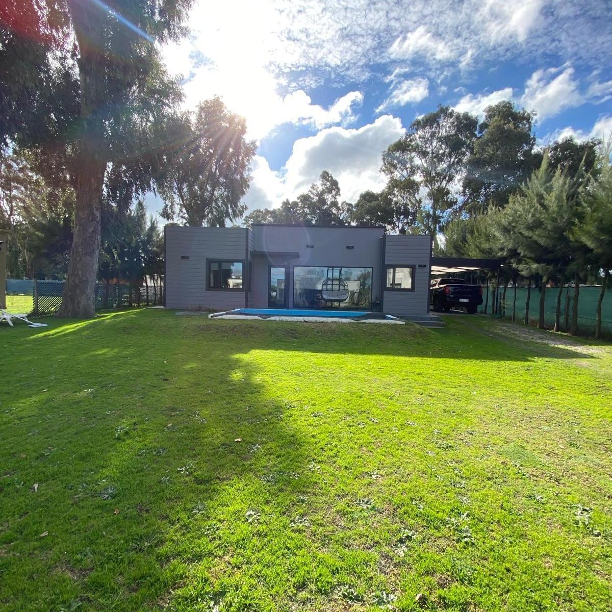 Hermoso Chalet estilo Moderno en el Barrio La Autelia