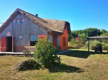 Casa de 4 ambientes, Uruguay · Casa Nam. Cerca del Océano y del Centro.