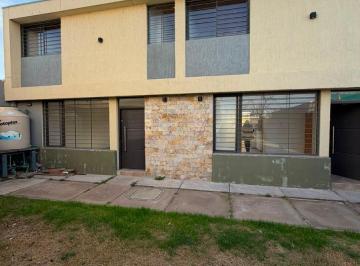 Departamento de 2 ambientes, San Rafael · Excelente Duplex con Cochera Calle Coronel Campos Al 500