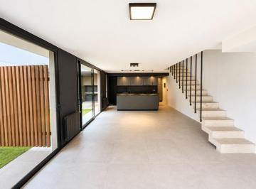 Casa · 165m² · 4 Ambientes · 1 Cochera · Alquiler Chacras Green a Estrenar 3 Dorm.