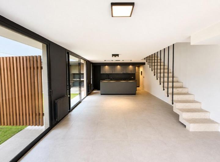 Casa · 165m² · 4 Ambientes · 1 Cochera