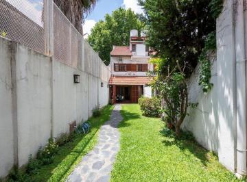 Casa · 173m² · 6 Ambientes · 1 Cochera · Venta 5 Amb + Playroom, Cochera, Jardin, Quincho.