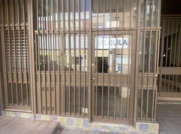 Local comercial de 4 ambientes, Córdoba · Local Amplio Uso Comercial U Oficinas! Sin Expensas!