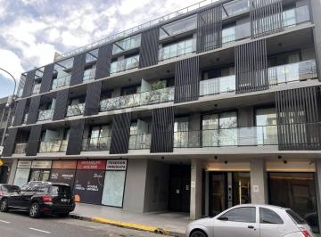 Departamento · 28m² · 1 Ambiente · Venta Monoambiente con Patio y Parrilla Muy Luminoso