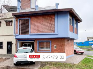 Casa · 180m² · 6 Ambientes · 1 Cochera · Casa 4 Dorm. Venta - Boulogne Sur Mer