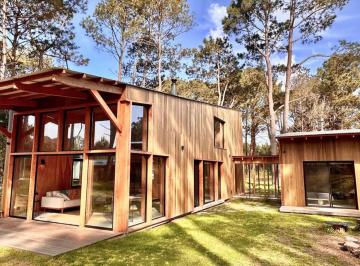 Casa · 2500m² · 5 Ambientes · 1 Cochera · Casa Remone en Barra Verde en Alquiler, La Barra - Tm