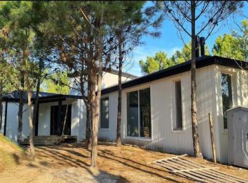 Casa · 260m² · 7 Ambientes · Casa en Venta en Costa Esmeralda, Barrio Marítimo IV