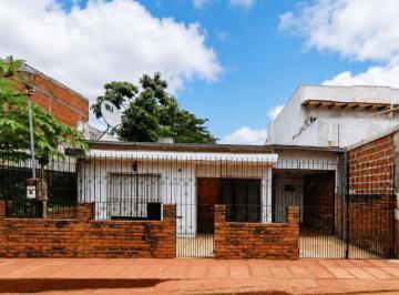 Casa de 4 ambientes, Posadas · Casa de 2 Dormitorio Zona Hospital