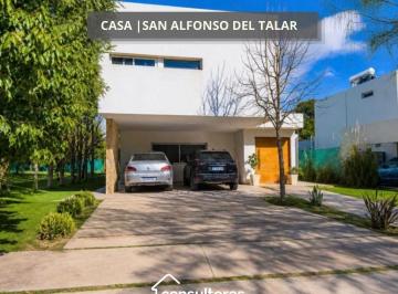 Casa · 231m² · 5 Ambientes · 2 Cocheras · Casa en Venta San Alfonso del Talar
