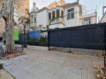 Casa · 446m² · 8 Ambientes · 2 Cocheras · Casa en Venta Belgrano R.