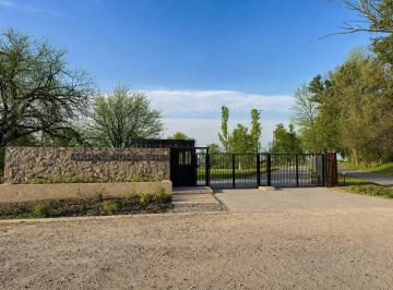 Foto · Jardin Ingles Este - Lote Central - Posesion Inmediata