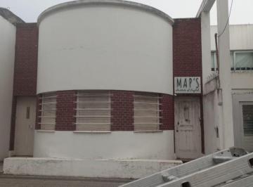 Terreno , La Plata · Lote / Terreno en Venta – Excelente Ubicación en Calle 53 E/ 17 y 18