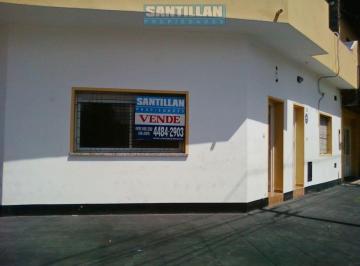 PH de 3 ambientes, La Matanza · Casa en PH 3 Ambientes en Esquina Al Frente con Patio y Cochera - La Tablada