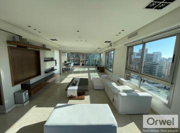 Departamento · 260m² · 4 Ambientes · 3 Cocheras · Departamento en Torre Penthouse Tríplex. 3 Cocheras, Terraza, Parilla.