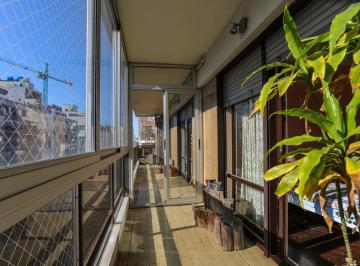 Departamento · 212m² · 5 Ambientes · 2 Cocheras · Venta Piso 12 Departamento 5 Ambientes en Recoleta