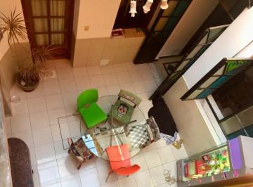 Casa · 154m² · 6 Ambientes · Casa en Venta de 4 Dorm. - República de La Sexta Rosario