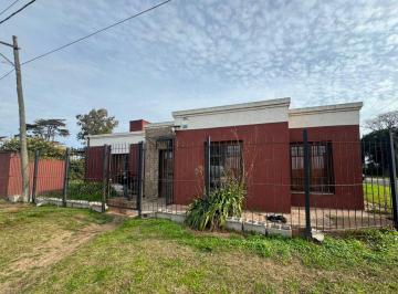 Casa · 166m² · 4 Ambientes · Casa en Venta en Pergamino con Pileta