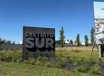 Terreno · 360m² · Terreno en Venta en Distrito Sur Etapa 3, Apto Dúplex