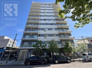 Departamento · 50m² · 2 Ambientes · 1 Cochera · Departamento Alquiler Centro Oeste, 1 Dormitorio, Baño, Balcón y Cochera
