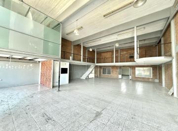Local comercial · 350m² · 3 Ambientes · 6 Cocheras · Local en Alquiler de 350 m² en Quilmes Oeste
