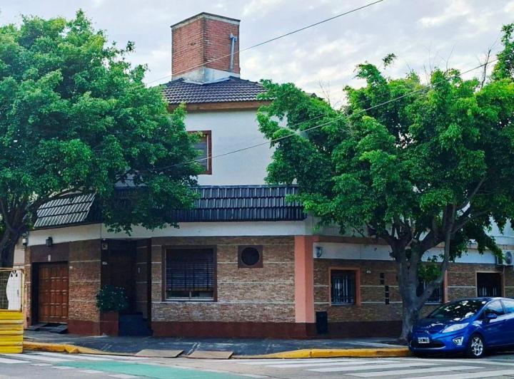 Casa · 155m² · 5 Ambientes · 1 Cochera