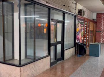 Local comercial · 31m² · Local en Venta Retiro Galeria Las Gaviotas