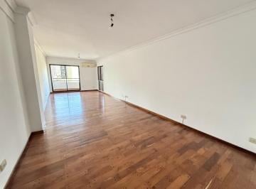 Departamento · 90m² · 4 Ambientes · 1 Cochera · Departamento en Alquiler de 4 Ambientes con Cochera en Quilmes Centro