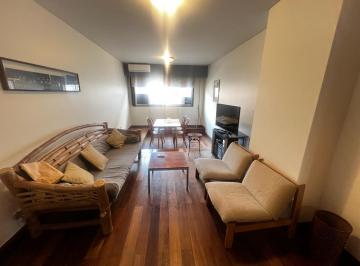 Departamento · 75m² · 4 Ambientes · Departamento en Centro