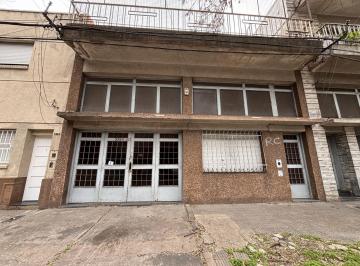 Bodega-Galpón · 340m² · 4 Ambientes · Galpon en Alquiler 260 m² Totales