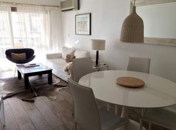 Departamento de 3 ambientes, Recoleta · Recoleta - Av Callao y Pacheco de Melo - Precioso 3 Amb C/amenities.