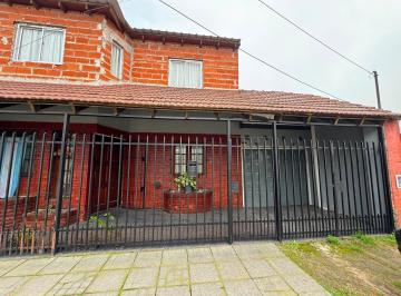 Casa · 200m² · 6 Ambientes · 2 Cocheras · Venta Casa 4 Dorm. San Miguel