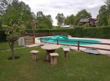 Casa · 173m² · 9 Ambientes · 3 Cocheras · Venta de Complejo de Cabañas