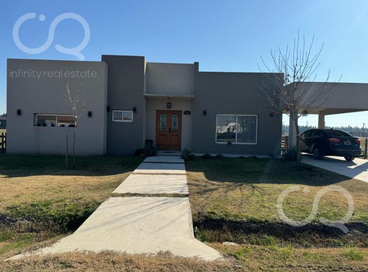 Casa · 150m² · 3 Ambientes · 2 Cocheras