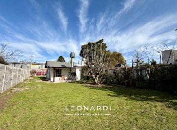 Casa · 70m² · 3 Ambientes · 2 Cocheras · Casa en Alquiler en Escobar | a 5' del Centro - ID 6159
