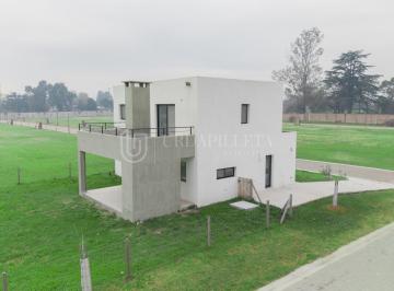 Casa · 190m² · 5 Ambientes · 1 Cochera · Casa en Venta a Estrenar en Barrio Privado El Olivar