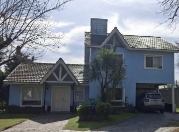 Casa · 166m² · 5 Ambientes · 2 Cocheras · Venta Casa La Delfina Pilar