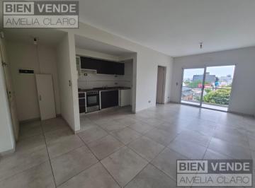 Departamento · 36m² · 1 Ambiente · Excelente Monoambiente Contrafrente — Balcón a Pulmón Abierto con Vista a Verde— Saavedra