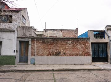 Casa · 119m² · 6 Ambientes · Venta Casa 6 Amb, 5 Dor./ Pat./ Terr. P. Chacabuco