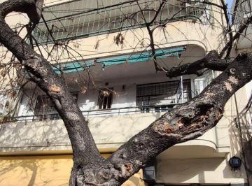 Departamento de 4 ambientes, Floresta · Departamento de 95 m² con 3 Dorm. en Venta en Floresta Sur. Para Reciclar "Gran Oportunidad